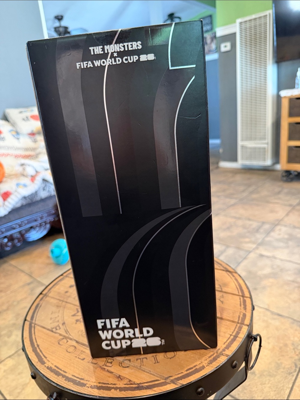 POP MART The Monsters "Catch The Win" Blue Plush Doll - FIFA World Cup Edition - Picture 3 of 6